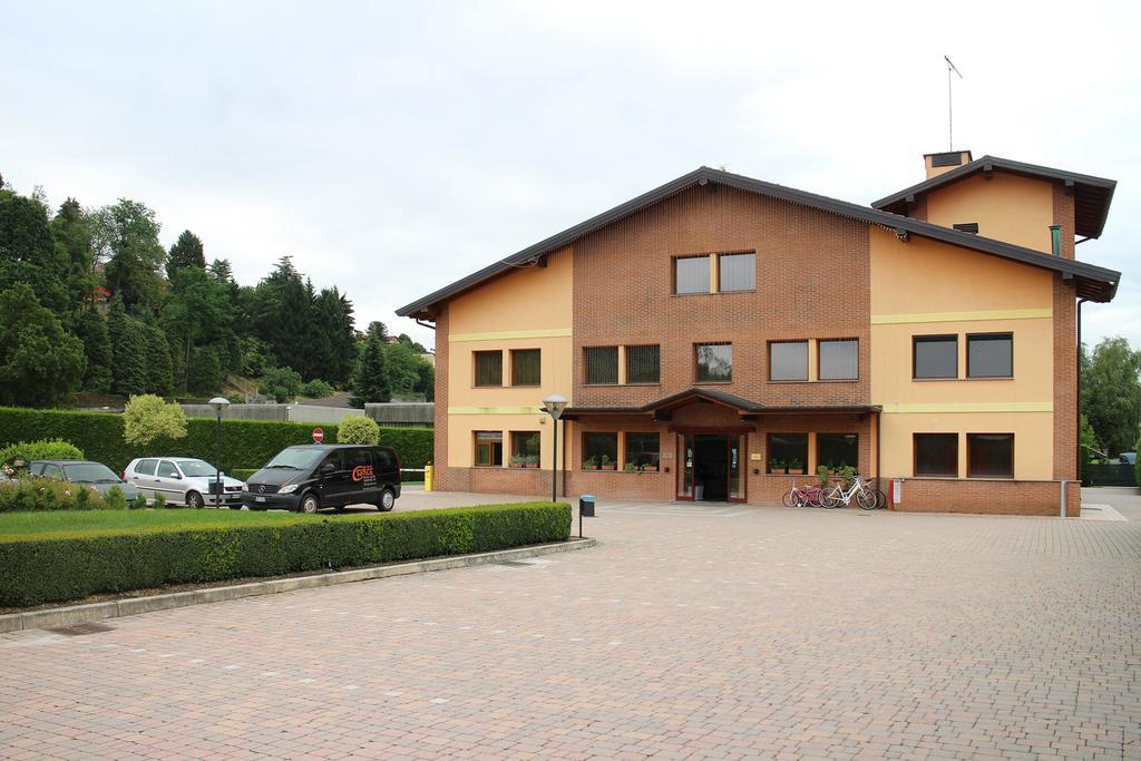 Orange Motel Веригате Екстериор снимка
